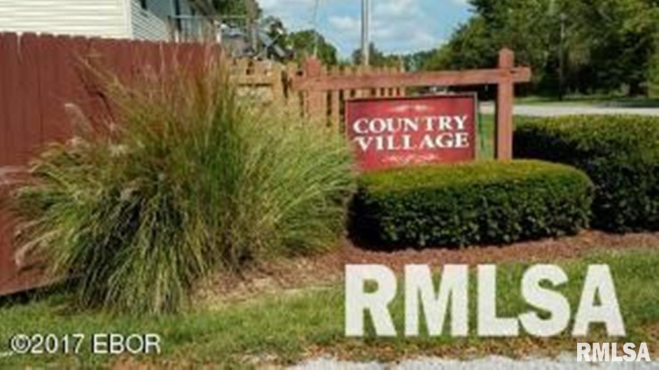 34 VILLAGE Drive, Carbondale, Illinois 62902, 0 , 0 ,0,Residential Income,For Sale,VILLAGE,0,RMAEB460793