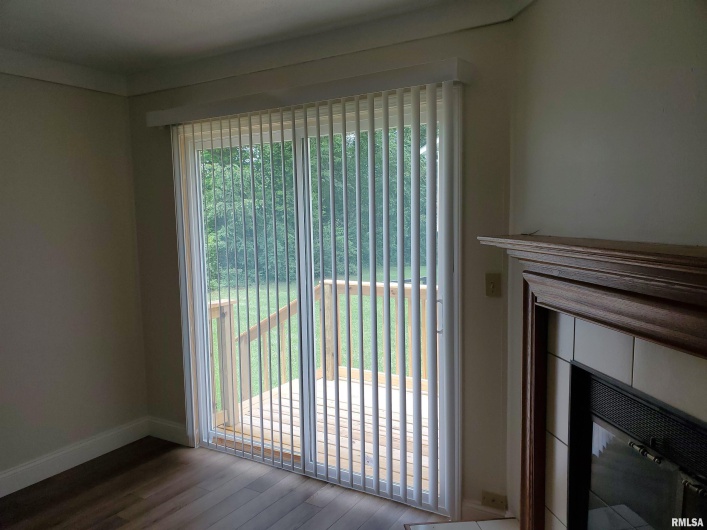 34 VILLAGE Drive, Carbondale, Illinois 62902, 0 , 0 ,0,Residential Income,For Sale,VILLAGE,0,RMAEB460793