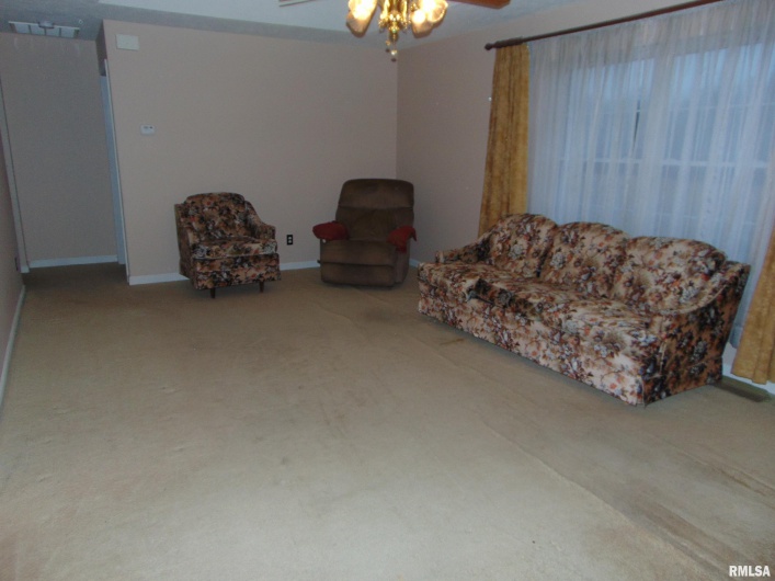 44 Bud Road, Alto Pass, Illinois 62905, 3 Bedrooms Bedrooms, 0 ,2 BathroomsBathrooms,Residential,For Sale,Bud,0,RMAEB460797