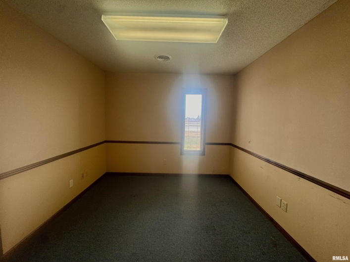 3909 Ernestine Drive, Marion, Illinois 62959, 0 , 0 ,0,Commercial Lease,For Sale,Ernestine,0,RMAEB460803