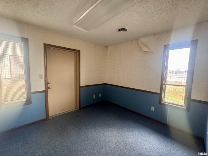 3909 Ernestine Drive, Marion, Illinois 62959, 0 , 0 ,0,Commercial Lease,For Sale,Ernestine,0,RMAEB460803