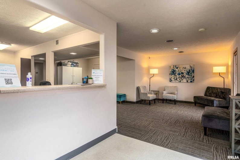 808 Prairie Street, Marion, Illinois 62959, 0 , 0 ,0,Commercial Sale,For Sale,Prairie,0,RMAEB460805