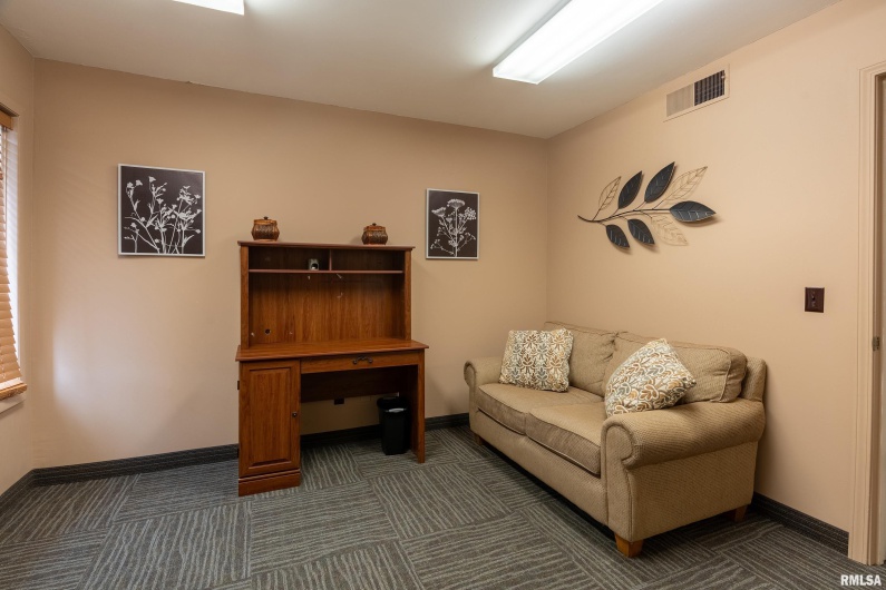 808 Prairie Street, Marion, Illinois 62959, 0 , 0 ,0,Commercial Sale,For Sale,Prairie,0,RMAEB460805