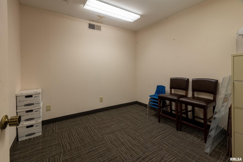 808 Prairie Street, Marion, Illinois 62959, 0 , 0 ,0,Commercial Sale,For Sale,Prairie,0,RMAEB460805