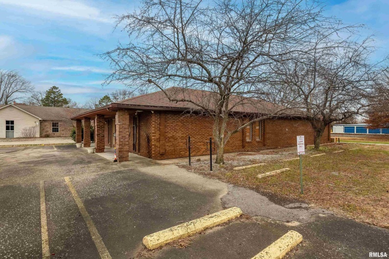 808 Prairie Street, Marion, Illinois 62959, 0 , 0 ,0,Commercial Sale,For Sale,Prairie,0,RMAEB460805