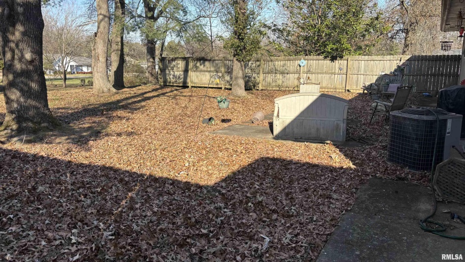 210 APPLE Lane, Anna, Illinois 62906, 3 Bedrooms Bedrooms, 0 ,1 BathroomBathrooms,Residential,For Sale,APPLE,0,RMAEB460807