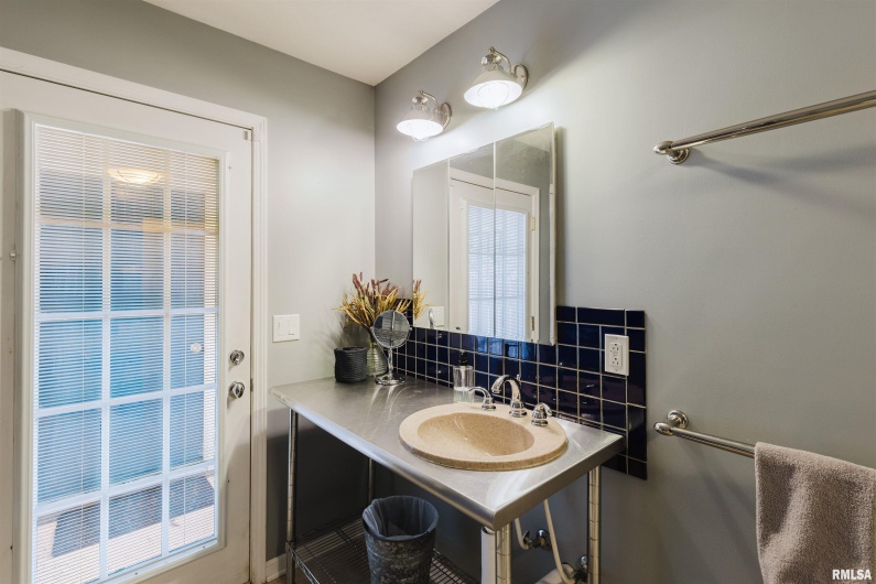 1502 NAGEL Drive, Marion, Illinois 62959, 4 Bedrooms Bedrooms, 0 ,3 BathroomsBathrooms,Residential,For Sale,NAGEL,0,RMAPA1263322