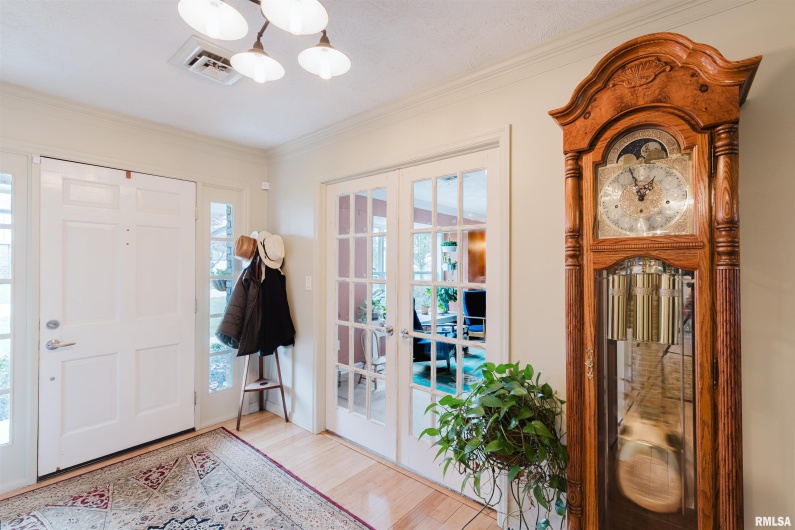 1502 NAGEL Drive, Marion, Illinois 62959, 4 Bedrooms Bedrooms, 0 ,3 BathroomsBathrooms,Residential,For Sale,NAGEL,0,RMAPA1263322