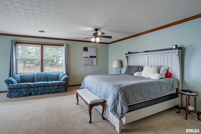 3235 Crossroad School Road, Eldorado, Illinois 62930, 4 Bedrooms Bedrooms, 0 ,2 BathroomsBathrooms,Residential,For Sale,Crossroad School,0,RMAPA1263327