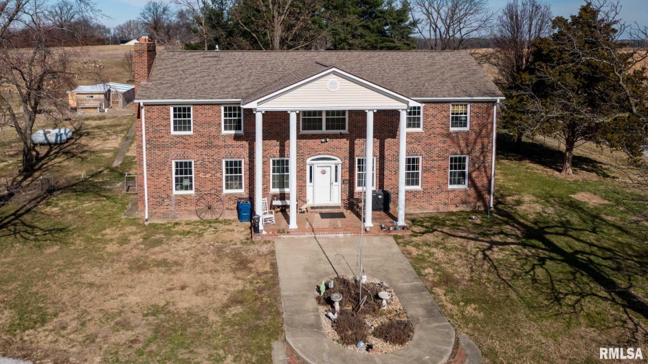 3235 Crossroad School Road, Eldorado, Illinois 62930, 4 Bedrooms Bedrooms, 0 ,2 BathroomsBathrooms,Residential,For Sale,Crossroad School,0,RMAPA1263327