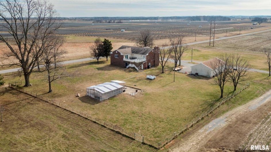 3235 Crossroad School Road, Eldorado, Illinois 62930, 4 Bedrooms Bedrooms, 0 ,2 BathroomsBathrooms,Residential,For Sale,Crossroad School,0,RMAPA1263327