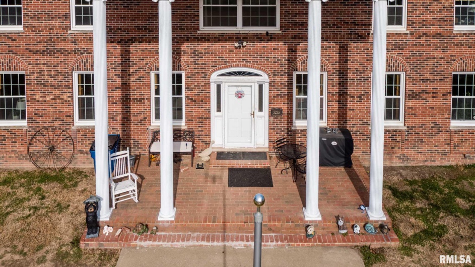 3235 Crossroad School Road, Eldorado, Illinois 62930, 4 Bedrooms Bedrooms, 0 ,2 BathroomsBathrooms,Residential,For Sale,Crossroad School,0,RMAPA1263327