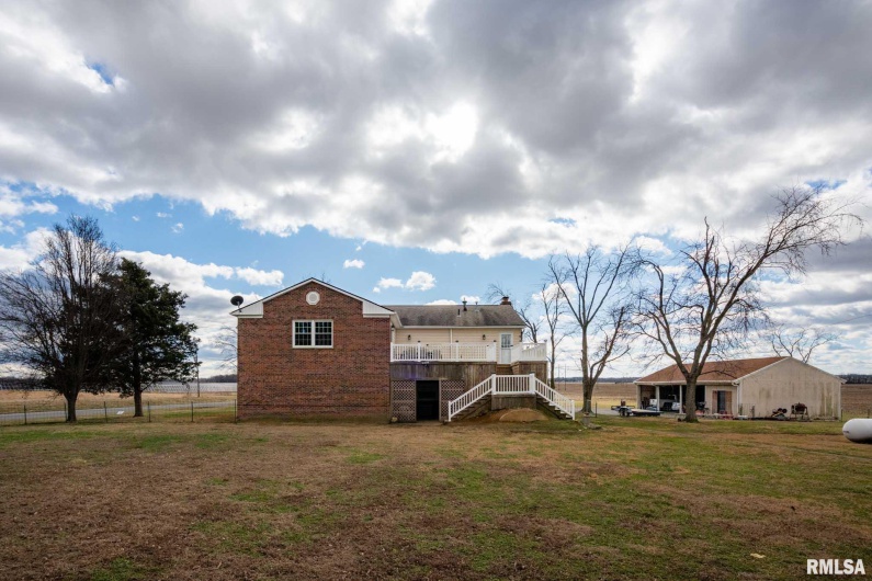 3235 Crossroad School Road, Eldorado, Illinois 62930, 4 Bedrooms Bedrooms, 0 ,2 BathroomsBathrooms,Residential,For Sale,Crossroad School,0,RMAPA1263327