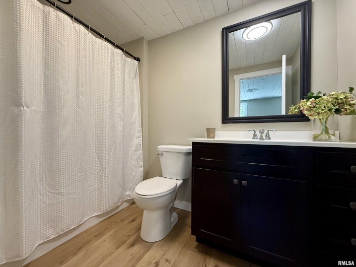 507 GRAND Road, Carterville, Illinois 62918, 4 Bedrooms Bedrooms, 0 ,2 BathroomsBathrooms,Residential,For Sale,GRAND,0,RMAPA1263365