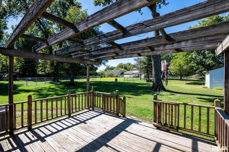 109 Weisbrook Lane, Carterville, Illinois 62918, 3 Bedrooms Bedrooms, 0 ,1 BathroomBathrooms,Residential,For Sale,Weisbrook,0,RMAPA1263366