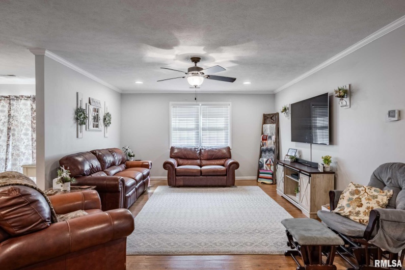 307 Noah Lane, Carterville, Illinois 62918, 3 Bedrooms Bedrooms, 0 ,2 BathroomsBathrooms,Residential,For Sale,Noah,0,RMAPA1263368