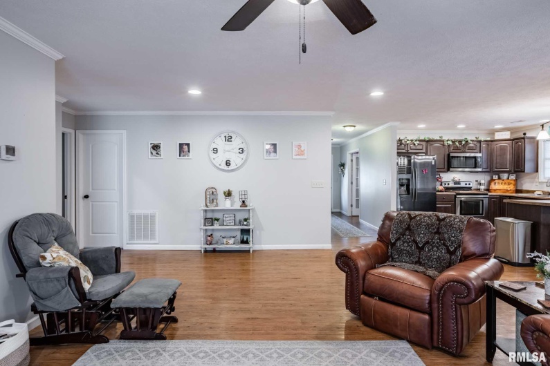 307 Noah Lane, Carterville, Illinois 62918, 3 Bedrooms Bedrooms, 0 ,2 BathroomsBathrooms,Residential,For Sale,Noah,0,RMAPA1263368