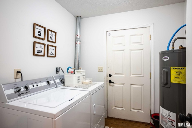 307 Noah Lane, Carterville, Illinois 62918, 3 Bedrooms Bedrooms, 0 ,2 BathroomsBathrooms,Residential,For Sale,Noah,0,RMAPA1263368