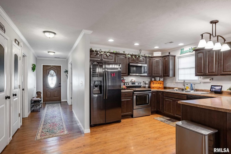 307 Noah Lane, Carterville, Illinois 62918, 3 Bedrooms Bedrooms, 0 ,2 BathroomsBathrooms,Residential,For Sale,Noah,0,RMAPA1263368