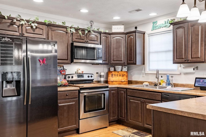 307 Noah Lane, Carterville, Illinois 62918, 3 Bedrooms Bedrooms, 0 ,2 BathroomsBathrooms,Residential,For Sale,Noah,0,RMAPA1263368