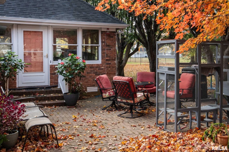 202 Dinah Lane, Marion, Illinois 62959, 3 Bedrooms Bedrooms, 0 ,2 BathroomsBathrooms,Residential,For Sale,Dinah,0,RMAPA1263380