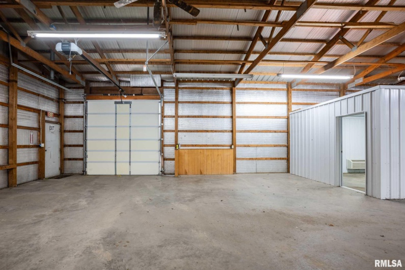 2672 Ken Gray Boulevard, West Frankfort, Illinois 62896, 0 , 0 ,0,Commercial Sale,For Sale,Ken Gray,0,RMAPA1263370