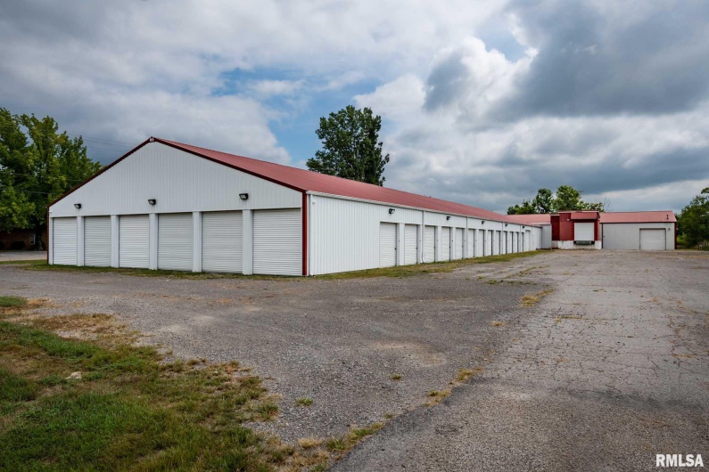 2672 Ken Gray Boulevard, West Frankfort, Illinois 62896, 0 , 0 ,0,Commercial Sale,For Sale,Ken Gray,0,RMAPA1263370