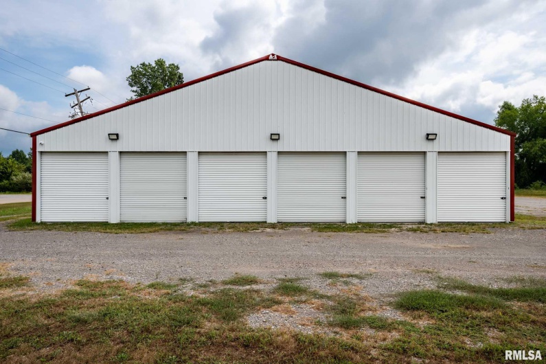 2672 Ken Gray Boulevard, West Frankfort, Illinois 62896, 0 , 0 ,0,Commercial Sale,For Sale,Ken Gray,0,RMAPA1263370