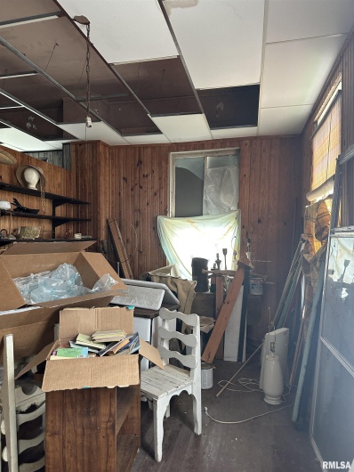 107 MARKET Street, Jonesboro, Illinois 62952, 3 Bedrooms Bedrooms, 0 ,2 BathroomsBathrooms,Residential,For Sale,MARKET,0,RMAPA1263412