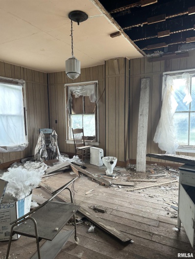 107 MARKET Street, Jonesboro, Illinois 62952, 3 Bedrooms Bedrooms, 0 ,2 BathroomsBathrooms,Residential,For Sale,MARKET,0,RMAPA1263412