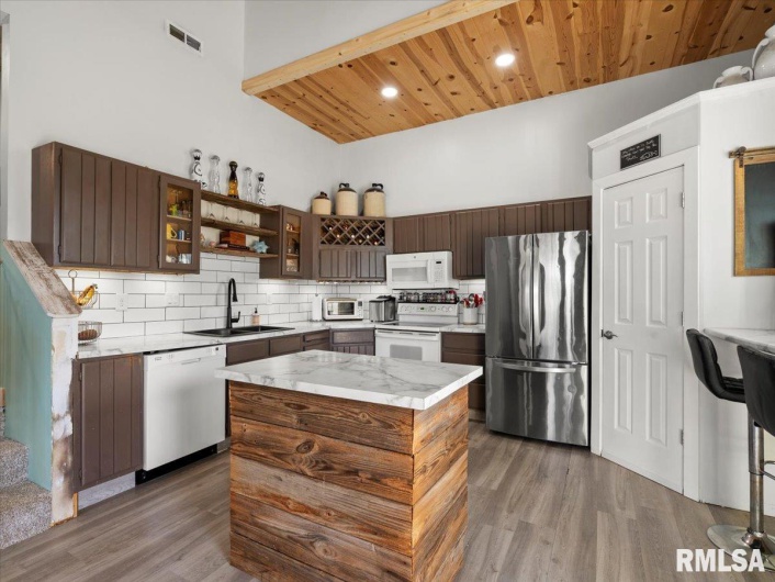 14107 German Church Road, Johnston City, Illinois 62951, 2 Bedrooms Bedrooms, 0 ,1 BathroomBathrooms,Residential,For Sale,German Church,0,RMAPA1263428