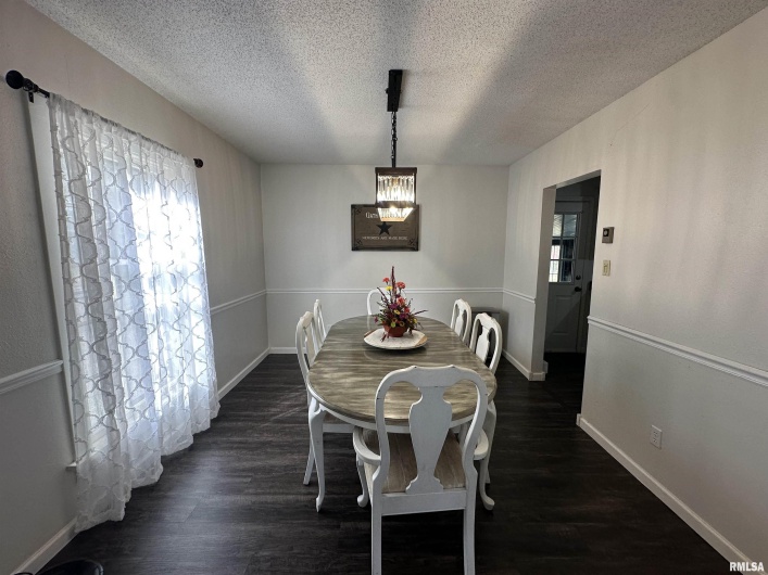 1307 CHARLES Street, Carterville, Illinois 62918, 3 Bedrooms Bedrooms, 0 ,2 BathroomsBathrooms,Residential,For Sale,CHARLES,0,RMAPA1263463