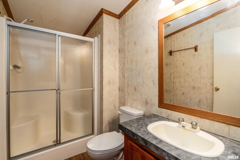 5320 Saraville Road, Creal Springs, Illinois 62922, 3 Bedrooms Bedrooms, 0 ,2 BathroomsBathrooms,Residential,For Sale,Saraville,0,RMAPA1263467