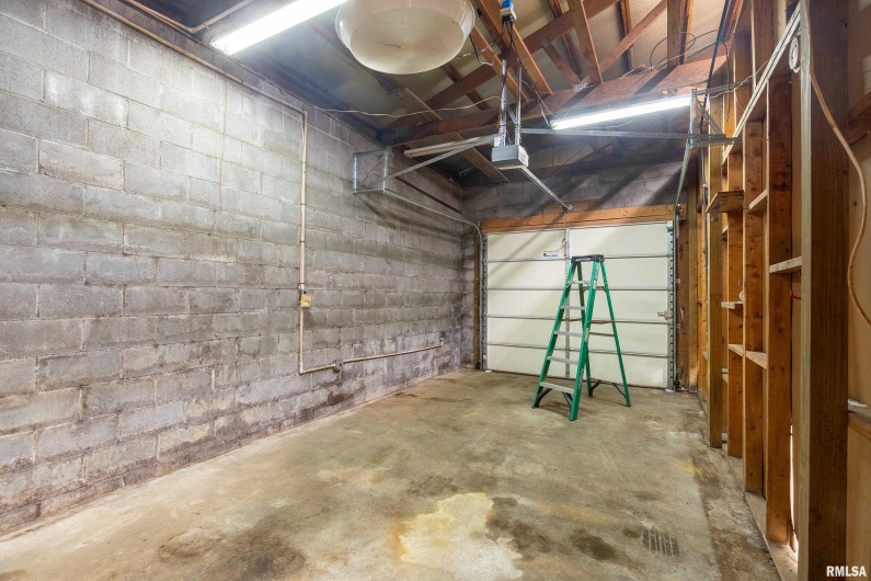 5320 Saraville Road, Creal Springs, Illinois 62922, 3 Bedrooms Bedrooms, 0 ,2 BathroomsBathrooms,Residential,For Sale,Saraville,0,RMAPA1263467