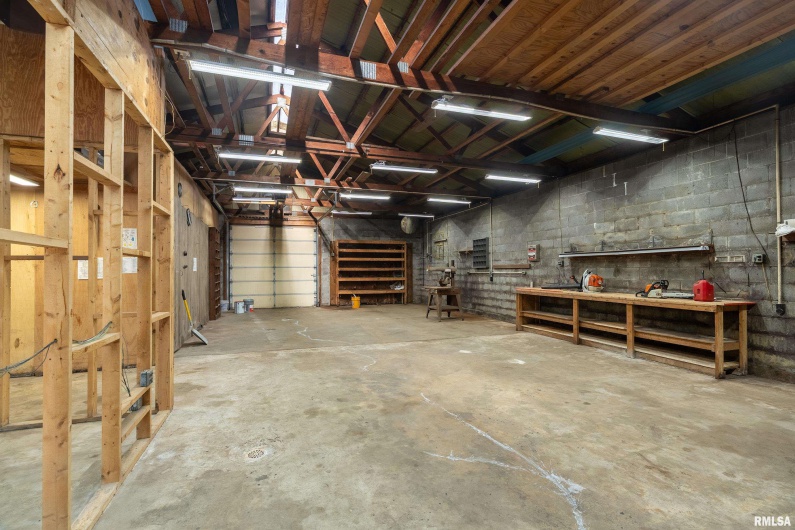 5320 Saraville Road, Creal Springs, Illinois 62922, 3 Bedrooms Bedrooms, 0 ,2 BathroomsBathrooms,Residential,For Sale,Saraville,0,RMAPA1263467