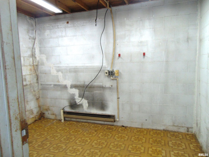 5320 Saraville Road, Creal Springs, Illinois 62922, 3 Bedrooms Bedrooms, 0 ,2 BathroomsBathrooms,Residential,For Sale,Saraville,0,RMAPA1263467