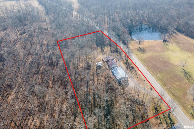 5320 Saraville Road, Creal Springs, Illinois 62922, 3 Bedrooms Bedrooms, 0 ,2 BathroomsBathrooms,Residential,For Sale,Saraville,0,RMAPA1263467