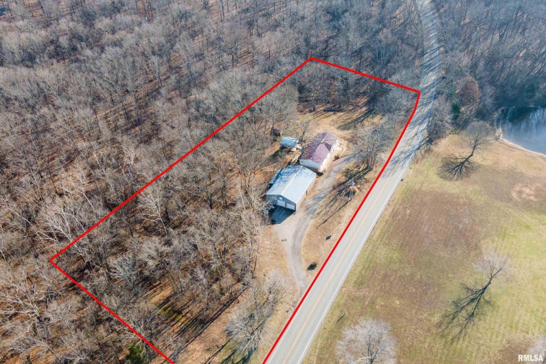 5320 Saraville Road, Creal Springs, Illinois 62922, 3 Bedrooms Bedrooms, 0 ,2 BathroomsBathrooms,Residential,For Sale,Saraville,0,RMAPA1263467