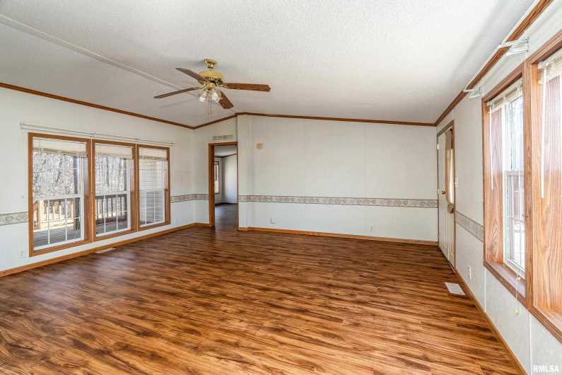 5320 Saraville Road, Creal Springs, Illinois 62922, 3 Bedrooms Bedrooms, 0 ,2 BathroomsBathrooms,Residential,For Sale,Saraville,0,RMAPA1263467