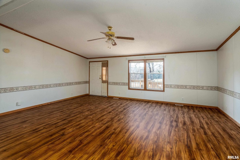 5320 Saraville Road, Creal Springs, Illinois 62922, 3 Bedrooms Bedrooms, 0 ,2 BathroomsBathrooms,Residential,For Sale,Saraville,0,RMAPA1263467