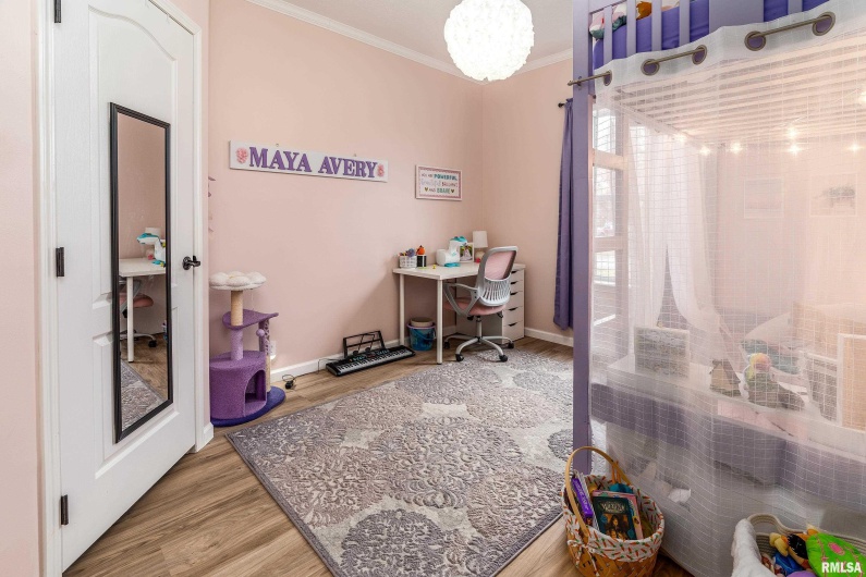 5673 Arctic Fox Drive, Carterville, Illinois 62918, 4 Bedrooms Bedrooms, 0 ,2 BathroomsBathrooms,Residential,For Sale,Arctic Fox,0,RMAPA1263505