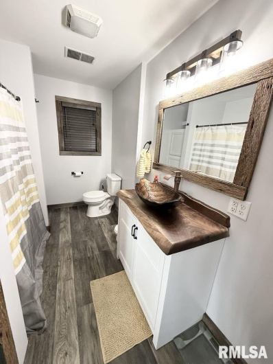 285 Twin Springs Lake, Anna, Illinois 62906, 4 Bedrooms Bedrooms, 0 ,3 BathroomsBathrooms,Residential,For Sale,Twin Springs,0,RMAPA1263511