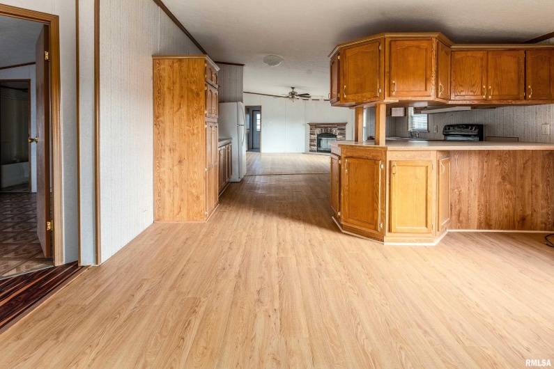 14809 Sulphur Springs Road, Creal Springs, Illinois 62922, 4 Bedrooms Bedrooms, 0 ,3 BathroomsBathrooms,Residential,For Sale,Sulphur Springs,0,RMAPA1263530