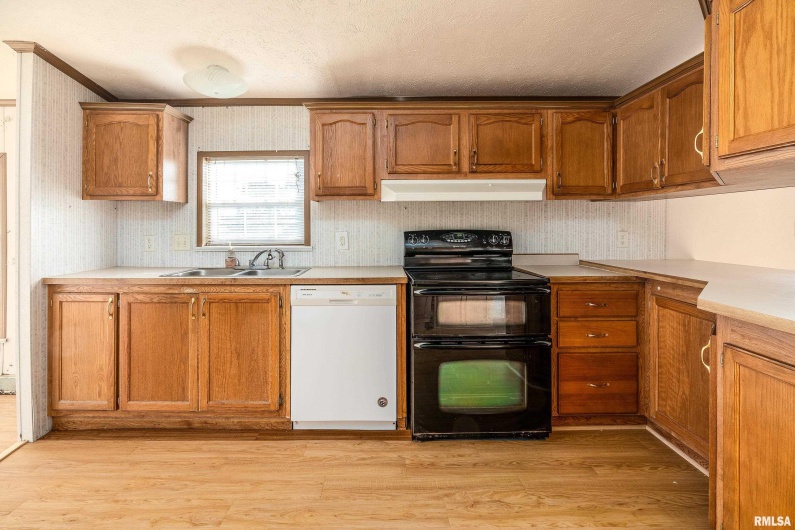 14809 Sulphur Springs Road, Creal Springs, Illinois 62922, 4 Bedrooms Bedrooms, 0 ,3 BathroomsBathrooms,Residential,For Sale,Sulphur Springs,0,RMAPA1263530