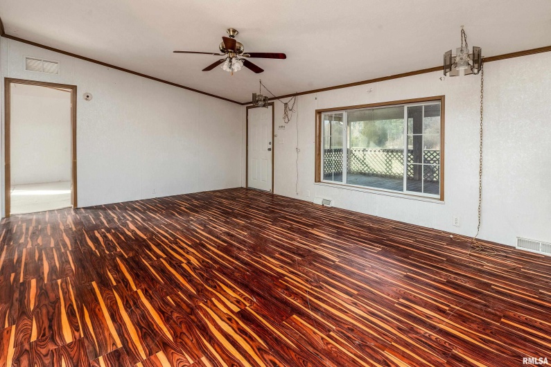 14809 Sulphur Springs Road, Creal Springs, Illinois 62922, 4 Bedrooms Bedrooms, 0 ,3 BathroomsBathrooms,Residential,For Sale,Sulphur Springs,0,RMAPA1263530