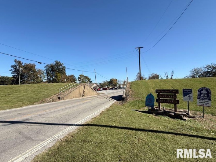 217 MARKET Street, Golconda, Illinois 62938-9998, 3 Bedrooms Bedrooms, 0 ,0,Residential,For Sale,MARKET,0,RMAPA1263546