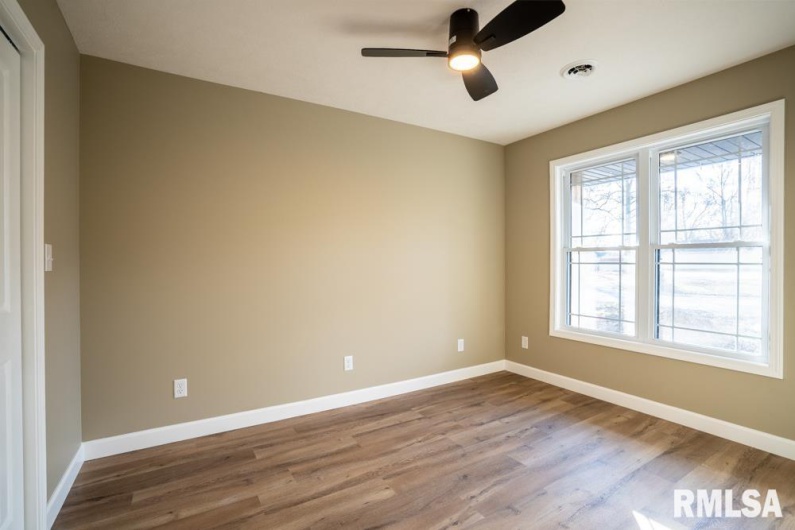 1801 ADAMS Street, Herrin, Illinois 62948, 3 Bedrooms Bedrooms, 0 ,2 BathroomsBathrooms,Residential,For Sale,ADAMS,0,RMAPA1263559