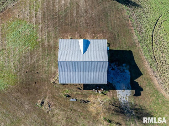 13261 CASEY Road, Marion, Illinois 62959, 3 Bedrooms Bedrooms, 0 ,2 BathroomsBathrooms,Residential,For Sale,CASEY,0,RMAPA1263562