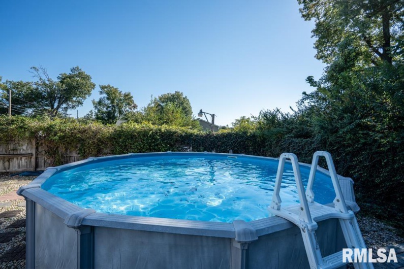 1713 DEWEY Street, Marion, Illinois 62959, 2 Bedrooms Bedrooms, 0 ,1 BathroomBathrooms,Residential,For Sale,DEWEY,0,RMAPA1263565