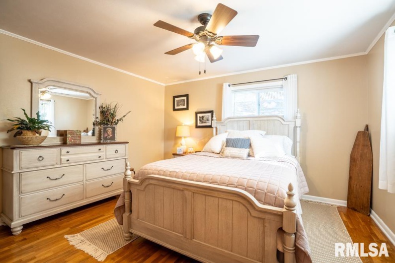 516 8TH Street, Herrin, Illinois 62948, 3 Bedrooms Bedrooms, 0 ,2 BathroomsBathrooms,Residential,For Sale,8TH,0,RMAPA1263566